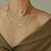 Snake Blade Necklace Golden