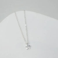 Simple Fashion Ladies Short Clavicle Necklace Fashion Thick Gold And Silver Stars Pendant Temperament Necklace Birthday Gift
