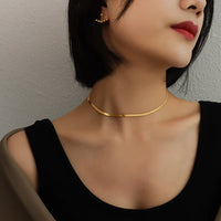 Snake Blade Necklace Golden