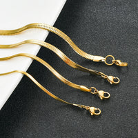 Snake Blade Necklace Golden