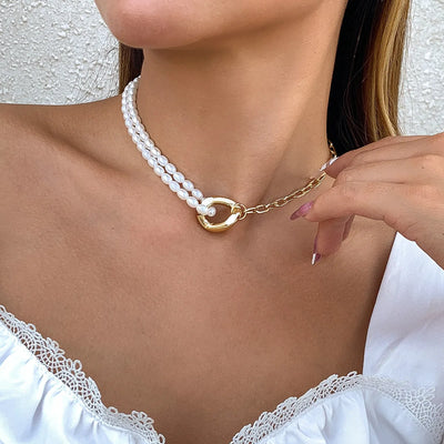 Pearl Toggle Choker