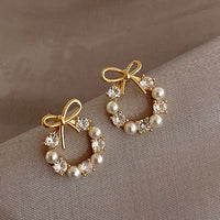 Pearl Crystal Bow Stud Girl