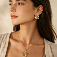 Luxukisskids 2pc Flower Earrings Necklace Set Jewellry