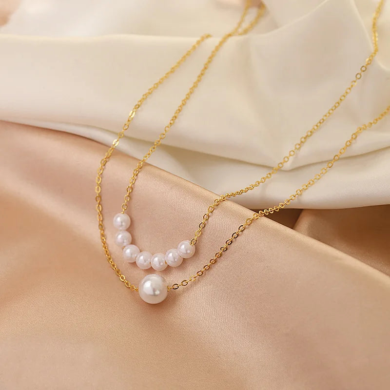 Baroque Faux Pearl Necklace