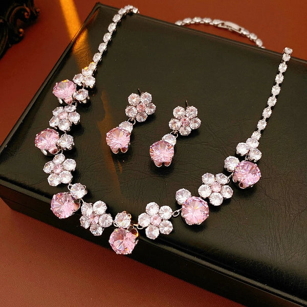 Zircon Flower Pendant Necklaes