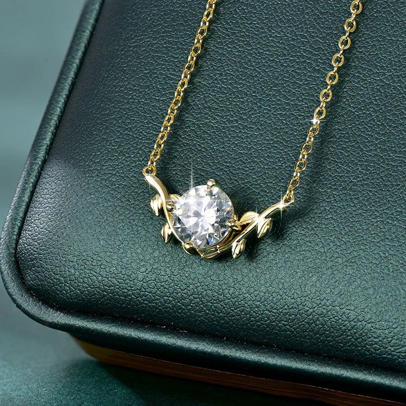 Lnngy Exquisite Leaf Shape Pendant Necklace Certified 8MM Moissanite Diamond Necklaces for Women Neck Jewelry Accessories