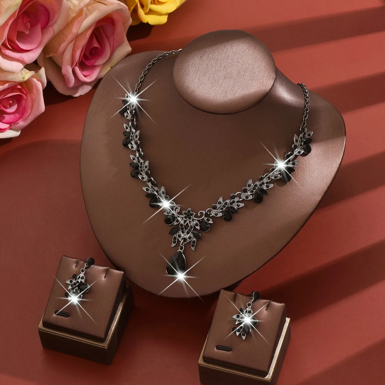 Choker Necklace