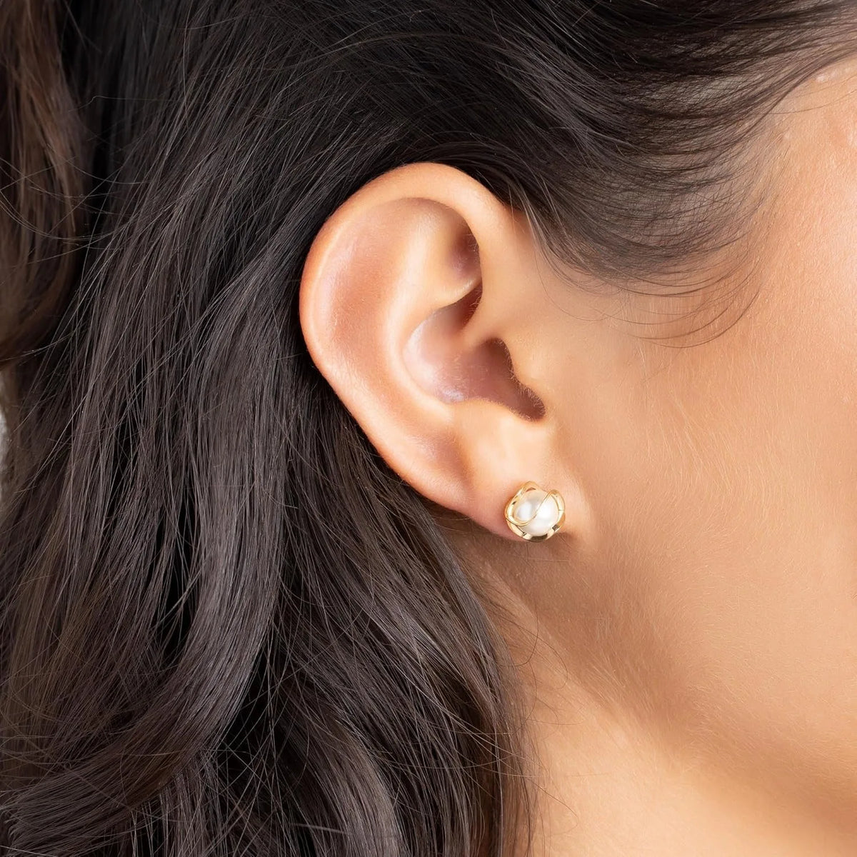 The Pearl Stud Earrings