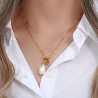 EManco Freshwater Pearl Toggle Necklace for Women Paperclip Chain Necklace Stainless Steel Long Box Square Chain Long Choker
