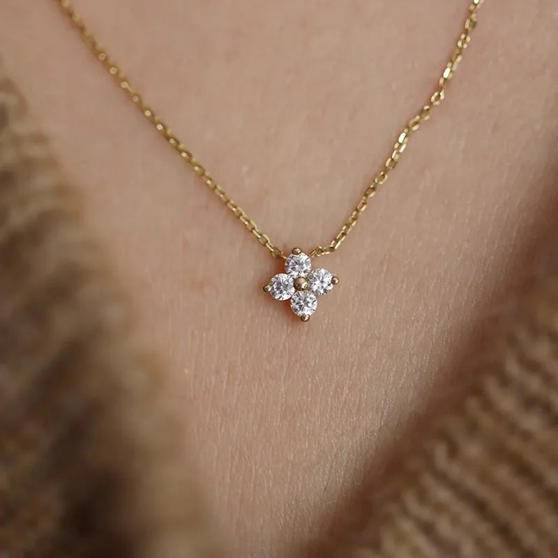 316L Stainless Steel Simple Elegant Clover Zirconia Pendant Necklace For Women New Trendy Fine Neck Chain Jewelry Gift