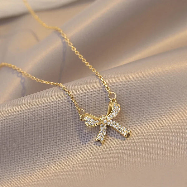 Zirconia Bow Pendant Necklace Sweet