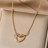 Hollow Love Heart Pendant Creative