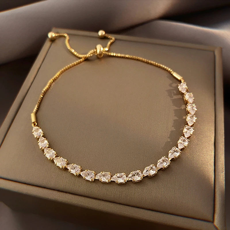 Droplet Shape Zircon Bracelet
