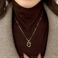 Double Layered Necklace with Resin Gold Amber Sweater Chain Women Autumn Winter New Arrival Elegant High End Jewelry Decoration
