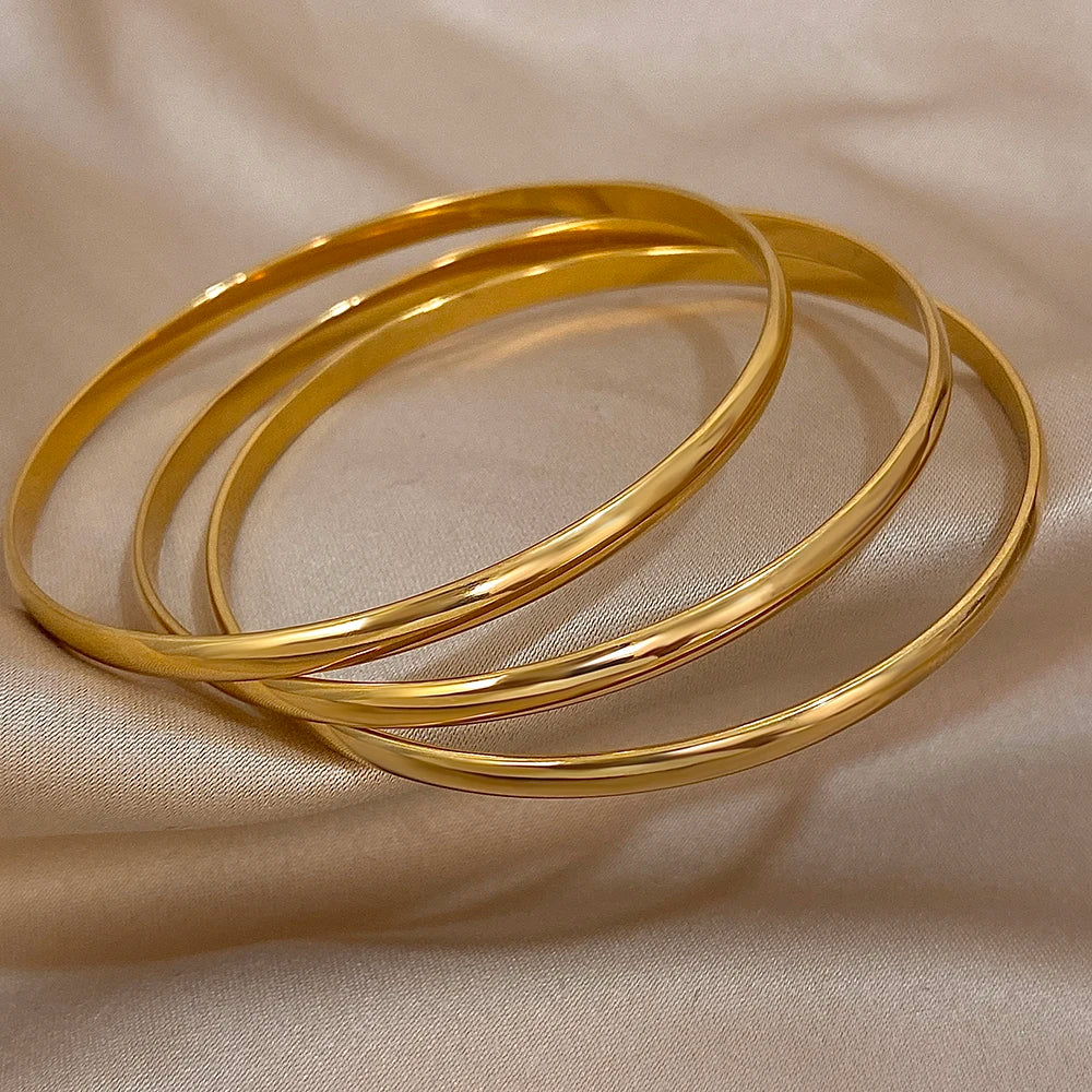 Glossy Bangle — Set of Three
