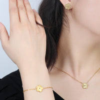 Five Leaf Flower Necklace Earrings