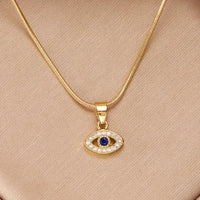 Exquisite Zircon Evil Eye Pendant Necklace for Women Girls Fashion Simple Rhinestone Waterdrop Clavicle Chain Necklace Jewelry