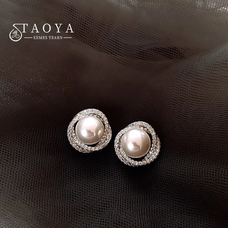 2025 New Fashion Design Geometric Spiral Silver Color Pearl Zircon Stud Earrings Luxury Jewelry Party Ear Accessories for Women