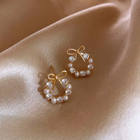 Pearl Crystal Bow Stud Girl