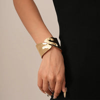 Wide Cuff Open