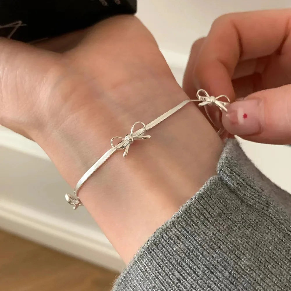Silver Coclor Bow Necklace Bracelet