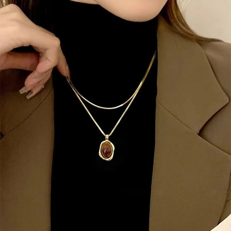 Double Layered Necklace with Resin Gold Amber Sweater Chain Women Autumn Winter New Arrival Elegant High End Jewelry Decoration