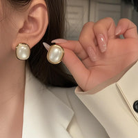 925 Silver Needle Korean Fashion Square Pearl Earrings For Women Jewelry 2026 Trending New Women's Vintage Pearl Stud Earrings