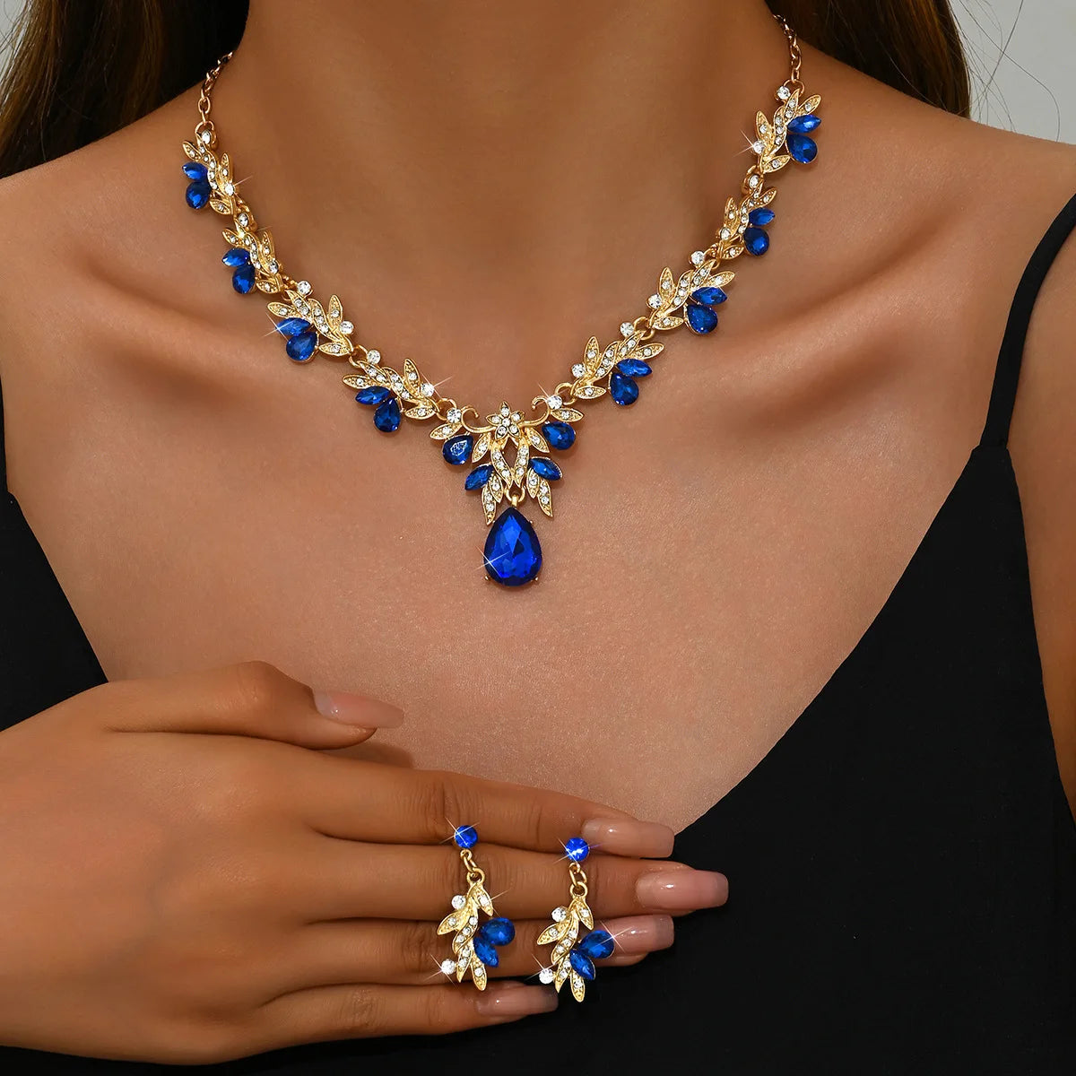 Choker Necklace