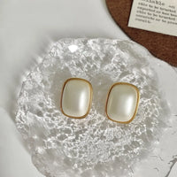 925 Silver Needle Korean Fashion Square Pearl Earrings For Women Jewelry 2026 Trending New Women's Vintage Pearl Stud Earrings