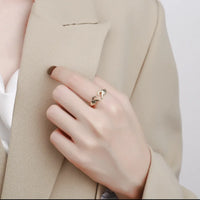 Silver Heart Hug Ring